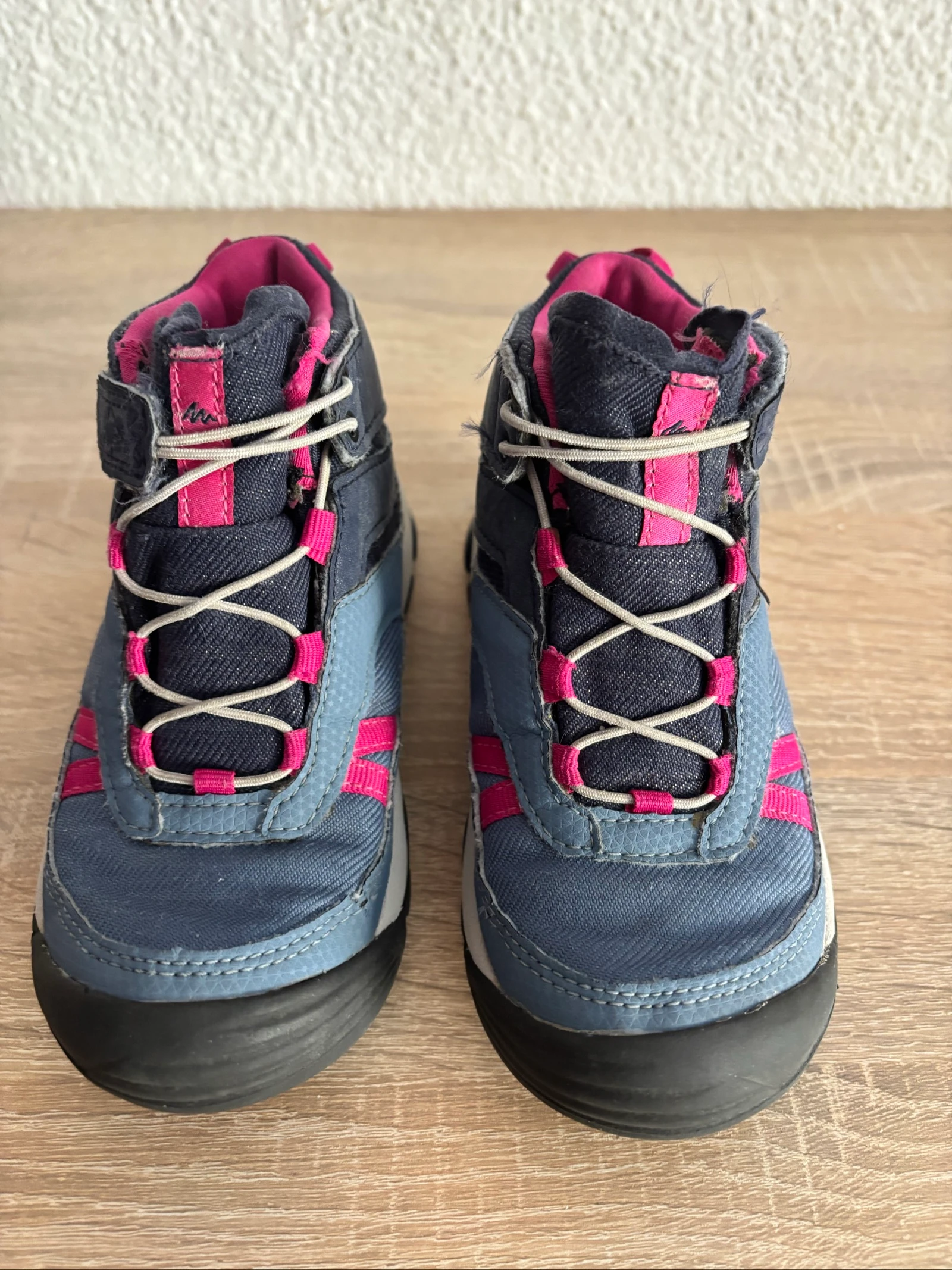 Botas montaña talla 28 